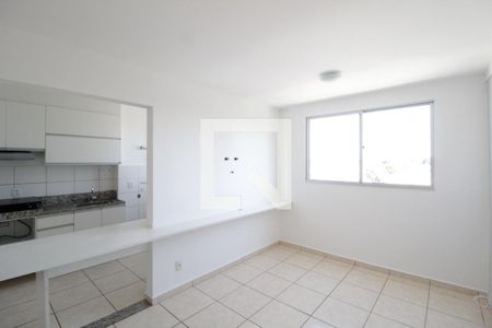 Sala de apartamento para alugar com 2 quartos, 50m² em Presidente Roosevelt, Uberlândia
