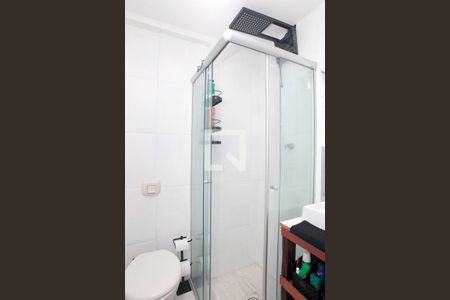 Banheiro de kitnet/studio à venda com 1 quarto, 24m² em Centro Histórico, Porto Alegre