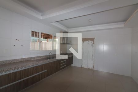 Casa de condomínio para alugar com 450m², 5 quartos e 6 vagasCozinha