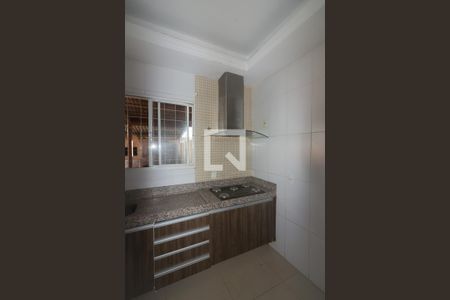 Casa de condomínio para alugar com 450m², 5 quartos e 6 vagasCozinha