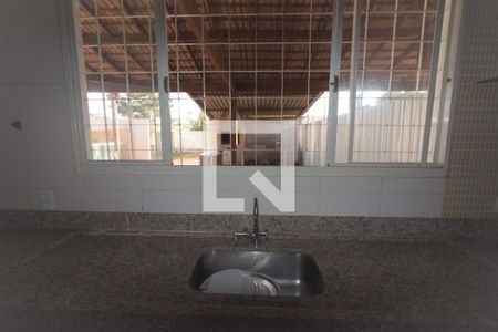 Casa de condomínio para alugar com 450m², 5 quartos e 6 vagasCozinha