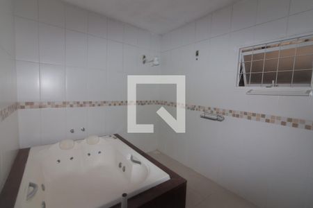 Casa de condomínio para alugar com 450m², 5 quartos e 6 vagasQuarto 3 - Suíte