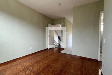 Sala de apartamento para alugar com 2 quartos, 41m² em Parque Santa Rosa, Suzano