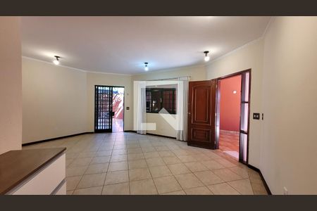 Sala de casa para alugar com 3 quartos, 150m² em Cidade Universitária, Campinas