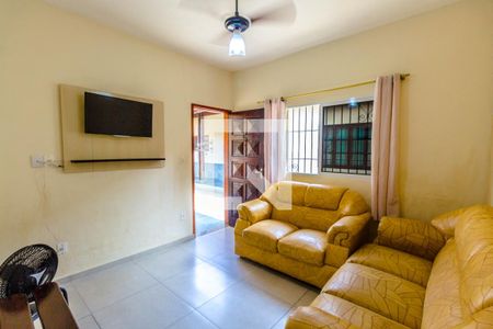 Sala de casa de condomínio para alugar com 2 quartos, 74m² em Campo da Aviacao, Praia Grande