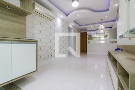 Sala de apartamento para alugar com 2 quartos, 70m² em Barra da Tijuca, Rio de Janeiro