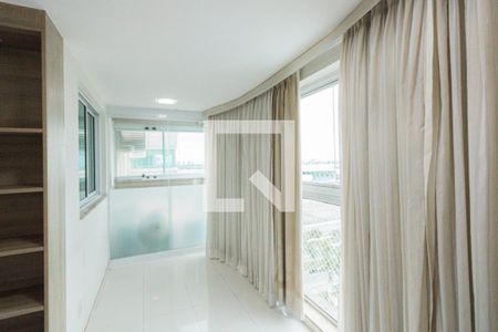 Varanda da Sala de apartamento para alugar com 2 quartos, 70m² em Barra da Tijuca, Rio de Janeiro