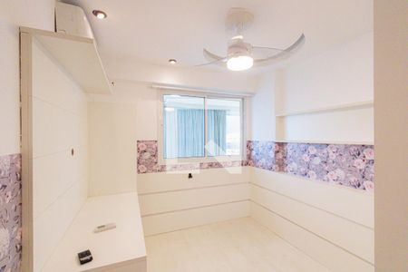 Quarto 1 de apartamento para alugar com 2 quartos, 70m² em Barra da Tijuca, Rio de Janeiro