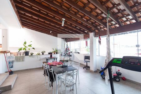 Sacada de casa à venda com 2 quartos, 180m² em Jardim D’abril, Osasco