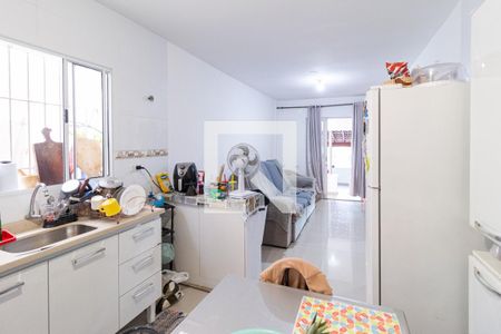 Casa à venda com 180m², 2 quartos e 2 vagasCozinha