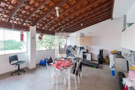 Sacada de casa à venda com 2 quartos, 180m² em Jardim D’abril, Osasco