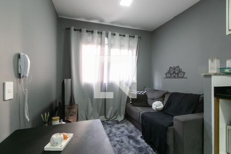 Sala de apartamento à venda com 2 quartos, 32m² em Vila Carmosina, São Paulo