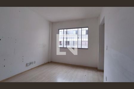 Sala de apartamento para alugar com 2 quartos, 47m² em Parque Maracanã, Contagem