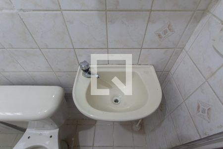 Casa para alugar com 49m², 2 quartos e sem vagaBanheiro