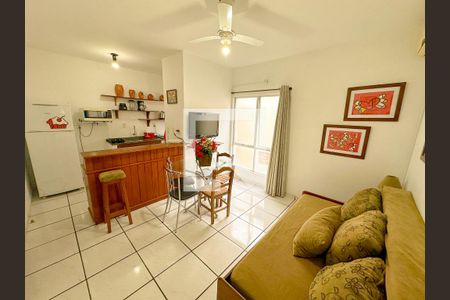 Sala de apartamento para alugar com 1 quarto, 55m² em Cachoeira do Bom Jesus, Florianópolis