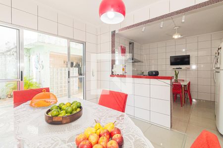 Casa à venda com 150m², 5 quartos e sem vagaCozinha 