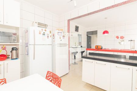 Casa à venda com 150m², 5 quartos e sem vagaCozinha 