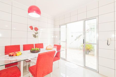 Casa à venda com 150m², 5 quartos e sem vagaCozinha 