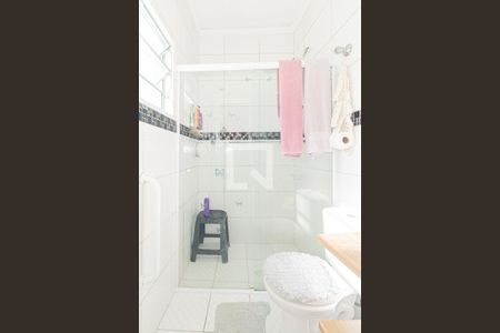 Casa à venda com 150m², 5 quartos e sem vagaBanheiro 