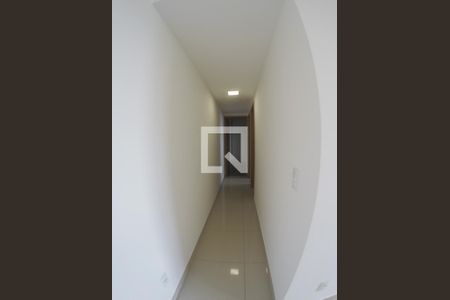 Corredor  de apartamento para alugar com 2 quartos, 68m² em Vila da Serra, Nova Lima
