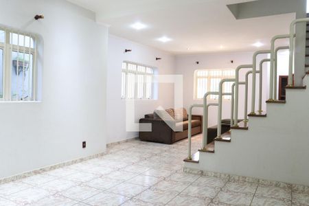 Sala de casa para alugar com 4 quartos, 275m² em Parque São Quirino, Campinas