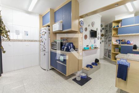 Apartamento à venda com 190m², 3 quartos e 4 vagasCozinha