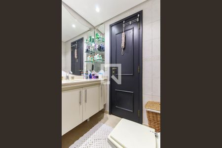 Apartamento à venda com 190m², 3 quartos e 4 vagasBanheiro da Suíte 3