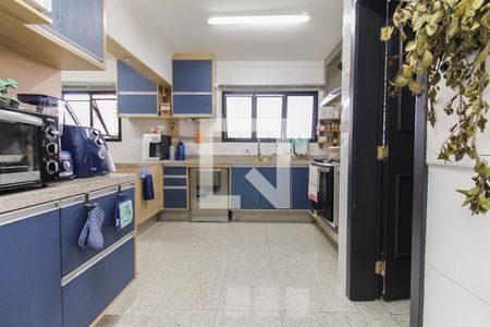 Apartamento à venda com 190m², 3 quartos e 4 vagasCozinha