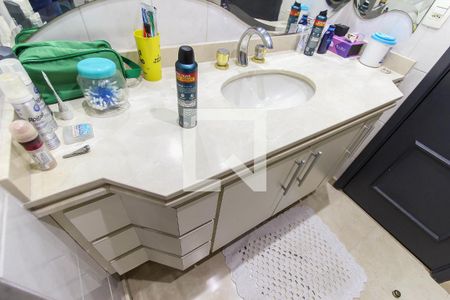 Apartamento à venda com 190m², 3 quartos e 4 vagasBanheiro da Suíte 3