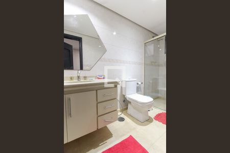 Apartamento à venda com 190m², 3 quartos e 4 vagasBanheiro da Suíte 2