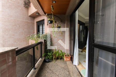 Apartamento à venda com 190m², 3 quartos e 4 vagasVaranda da Sala 2