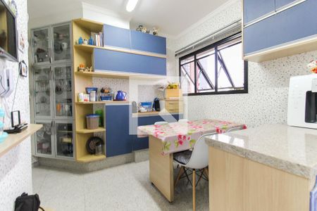 Apartamento à venda com 190m², 3 quartos e 4 vagasCozinha