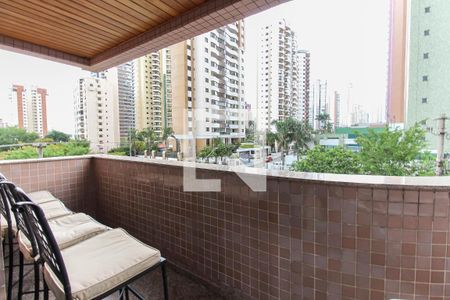 Apartamento à venda com 190m², 3 quartos e 4 vagasVaranda da Sala 1