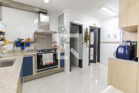 Apartamento à venda com 190m², 3 quartos e 4 vagasCozinha