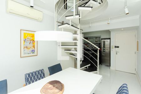 Sala de apartamento para alugar com 2 quartos, 100m² em Indianópolis, São Paulo