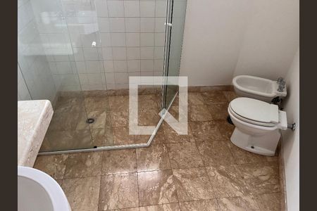 Casa à venda com 460m², 4 quartos e 4 vagasBanheiro 01