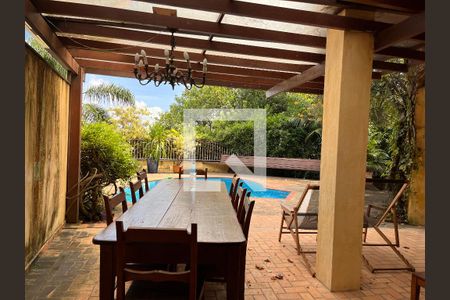 Casa à venda com 460m², 4 quartos e 4 vagasChurrasqueira