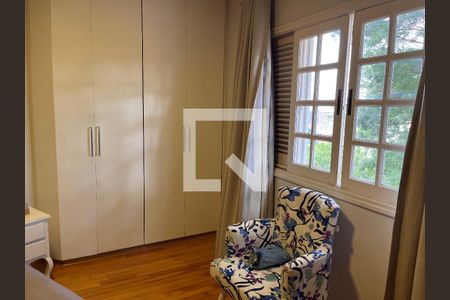 Casa à venda com 460m², 4 quartos e 4 vagasQuarto 04