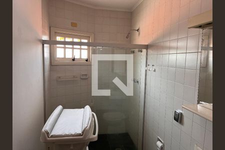 Casa à venda com 460m², 4 quartos e 4 vagasBanheiro 02