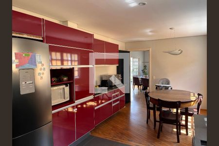 Casa à venda com 460m², 4 quartos e 4 vagasCozinha