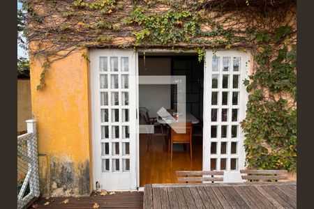 Casa à venda com 460m², 4 quartos e 4 vagasVaranda