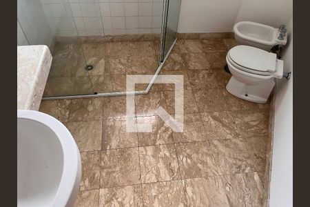 Casa à venda com 460m², 4 quartos e 4 vagasBanheiro 01