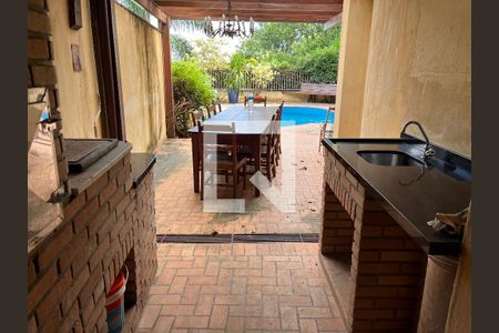 Casa à venda com 460m², 4 quartos e 4 vagasChurrasqueira