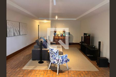 Casa à venda com 460m², 4 quartos e 4 vagasSala 02