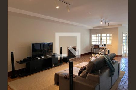 Casa à venda com 460m², 4 quartos e 4 vagasSala 02