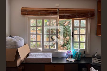 Casa à venda com 460m², 4 quartos e 4 vagasquarto 01