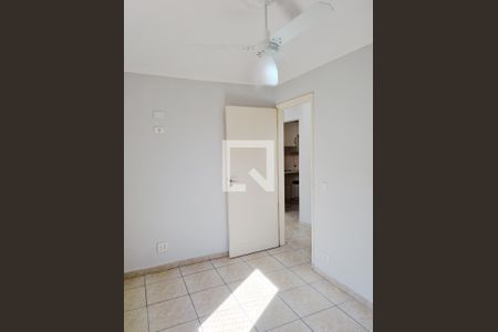 Quarto de apartamento à venda com 2 quartos, 50m² em Jardim do Lago, Campinas