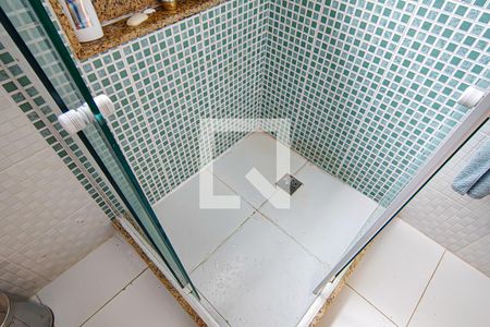 Casa à venda com 190m², 4 quartos e 3 vagas Casa à venda com 190m², 4 quartos e 3 vagasBanheiro