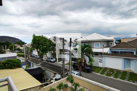 Casa à venda com 190m², 4 quartos e 3 vagas Casa à venda com 190m², 4 quartos e 3 vagasVista da Varanda do Quarto 2