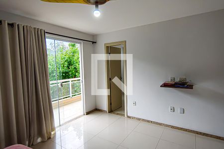 Casa à venda com 190m², 4 quartos e 3 vagas Casa à venda com 190m², 4 quartos e 3 vagasSuíte